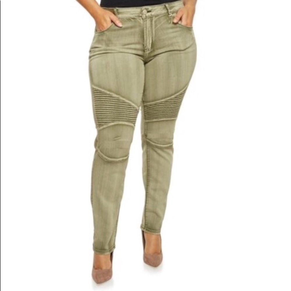 Women’s Plus Size Moto Biker Stretch Skinny Denim
